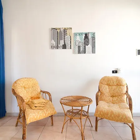 بيت للعطل Villino Girasole توري لابيلو
